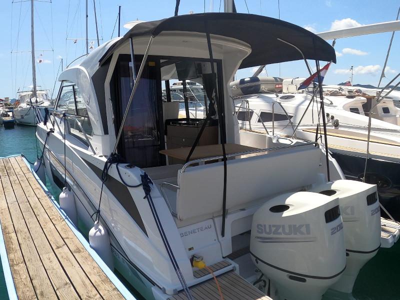 Book yachts online - motorboat - Antares 9 OB - Queen Korina 268730 SL - rent
