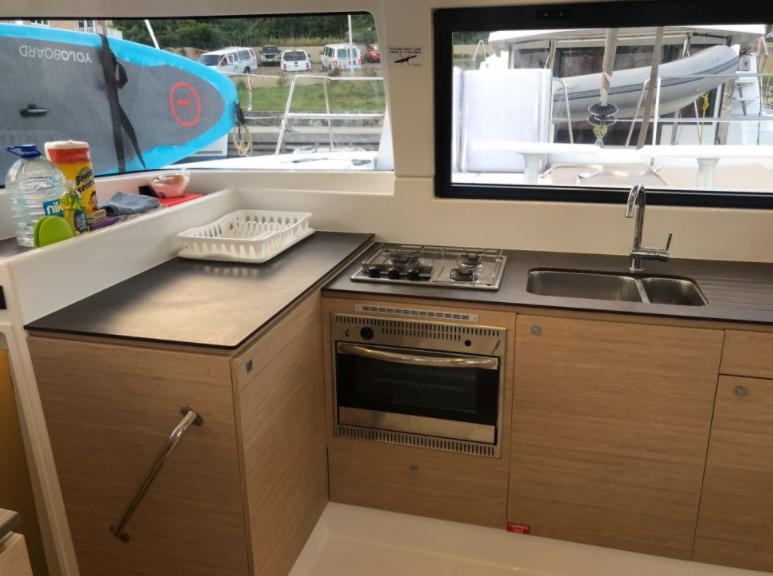 Book yachts online - catamaran - Bali 4.0 - SEACLUSION - rent