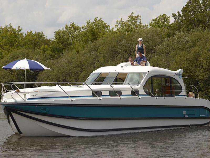 Book yachts online - motorboat - Estivale Sixto - FECKSE HU - rent