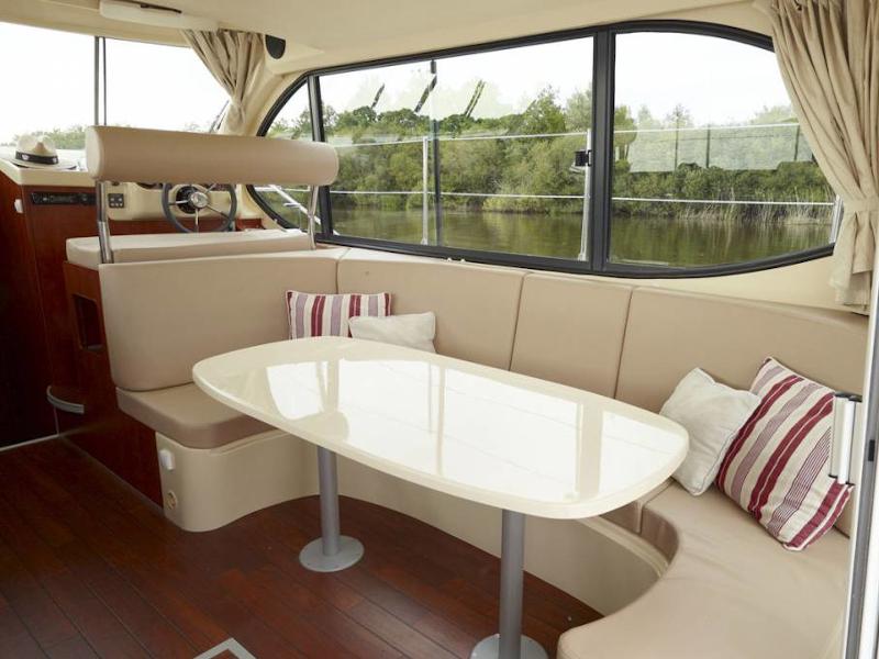 Book yachts online - motorboat - Estivale Octo - TAVIRÓZSA HU - rent