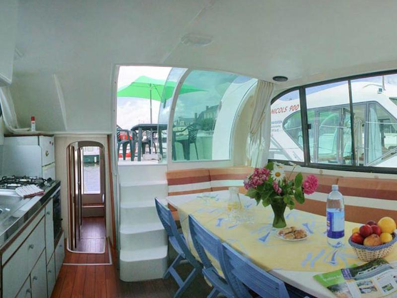 Book yachts online - motorboat - Confort 1350 B - FÜRSTENBERG DE - rent