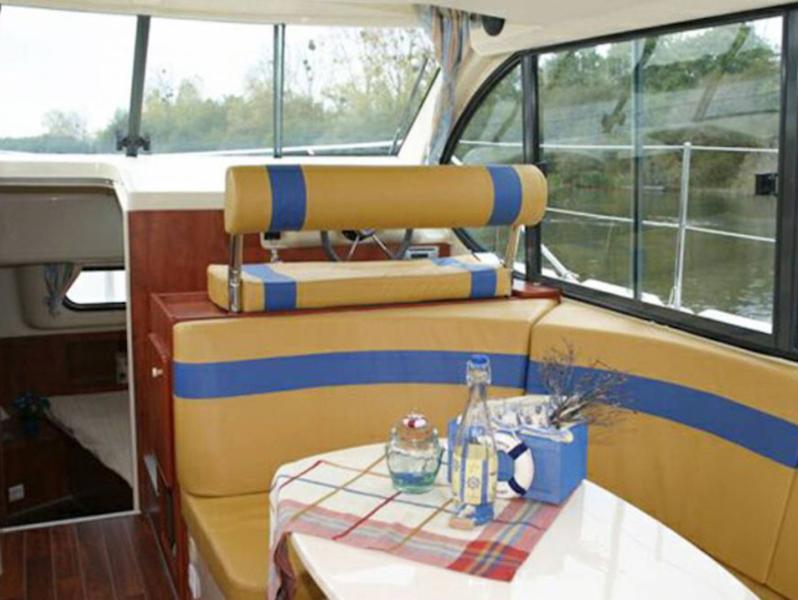 Book yachts online - motorboat - Estivale Duo - ROSENWILLER FR - rent