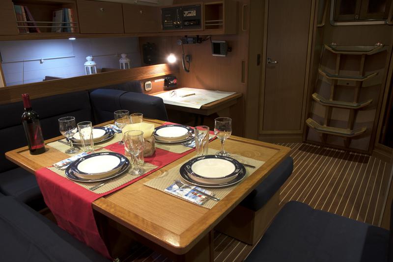 Book yachts online - sailboat - Bavaria Cruiser 45 - Sea Melody  - rent