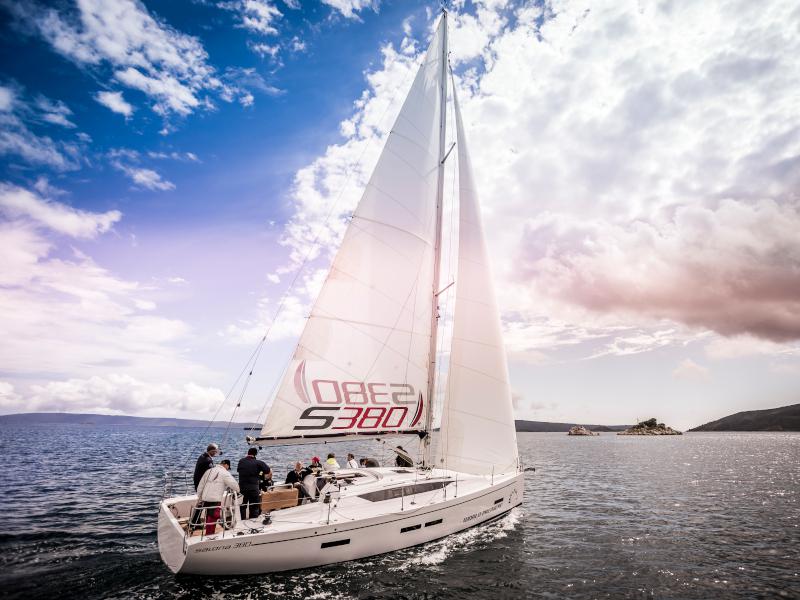 Book yachts online - sailboat - Salona 380 (2 cabin) - Salona II - rent