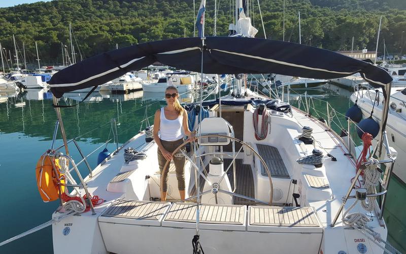 Book yachts online - sailboat - Salona 45 - Mima - rent