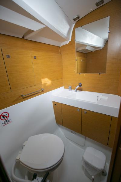 Book yachts online - sailboat - Sun Odyssey 509 - Nefeli | with A/C, generator, inverter, solar panels - rent