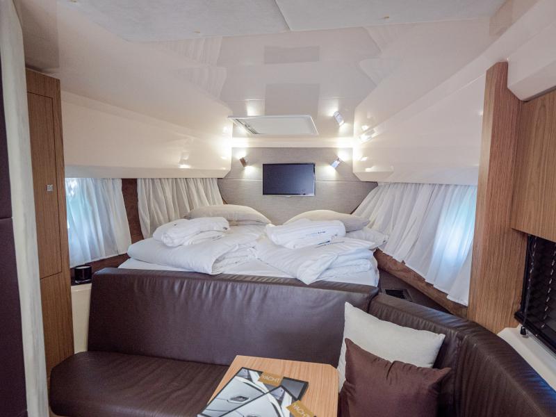 Book yachts online - motorboat - Sessa C35 - Jupika - rent