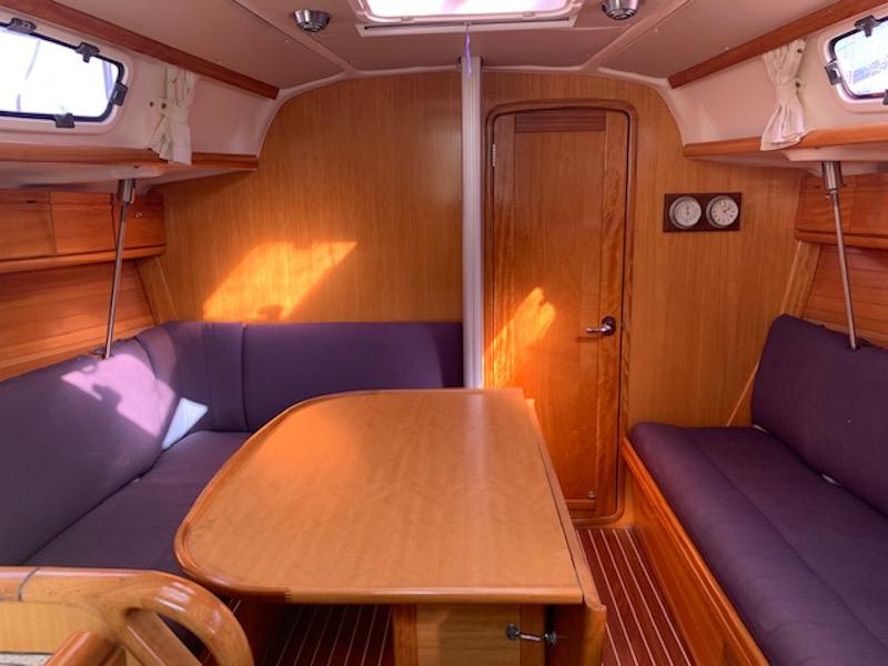 Book yachts online - sailboat - Bavaria 34 Cruiser - Happy Day - rent