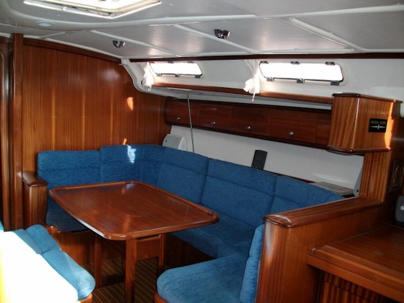 Book yachts online - sailboat - Bavaria 44 - Irene - rent