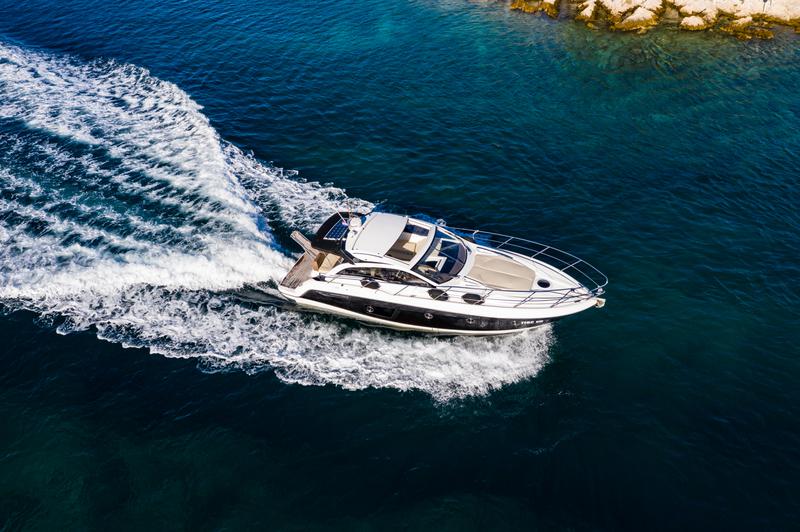 Book yachts online - motorboat - Sessa C38 - Lana - rent