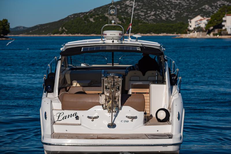 Book yachts online - motorboat - Sessa C38 - Lana - rent