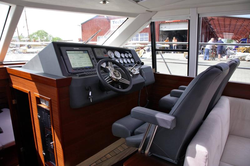 Book yachts online - motorboat - Fjord 40 Cruiser - Fjord - rent