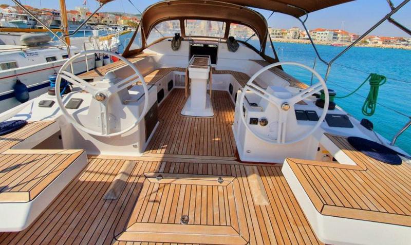 Book yachts online - sailboat - Elan 50 Impression - PANCHO I - rent