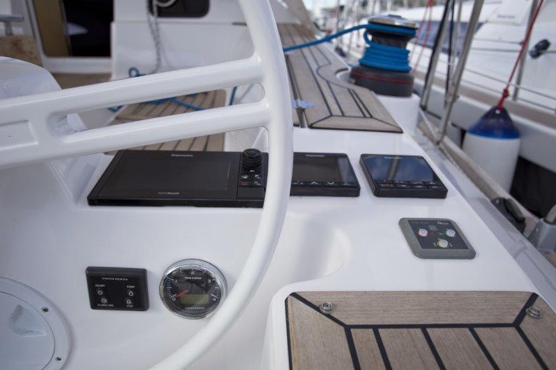 Book yachts online - sailboat - Elan 45 Impression - ELYSIUM - rent