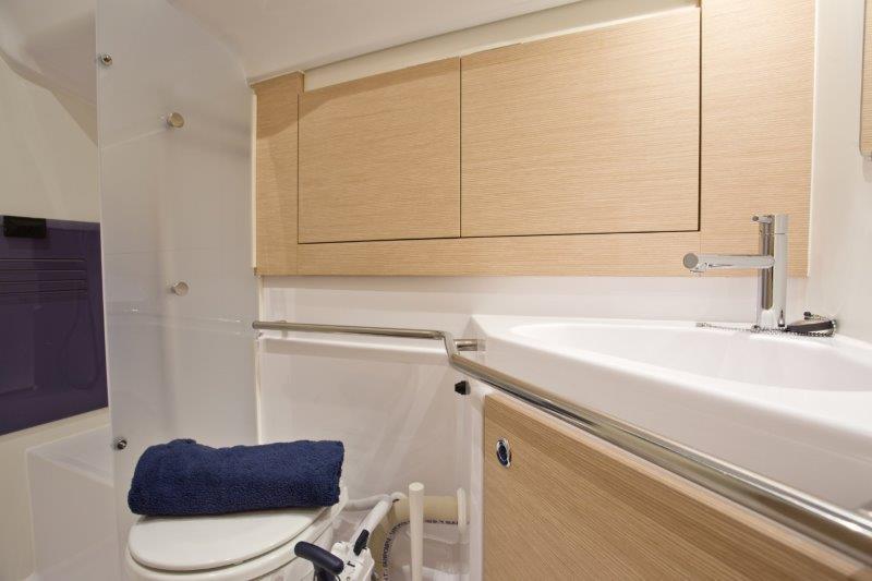 Book yachts online - sailboat - Elan 45 Impression - ELYSIUM - rent
