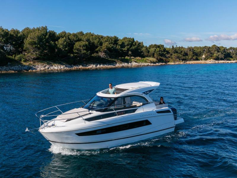 Book yachts online - motorboat - Leader 33 - no name - rent