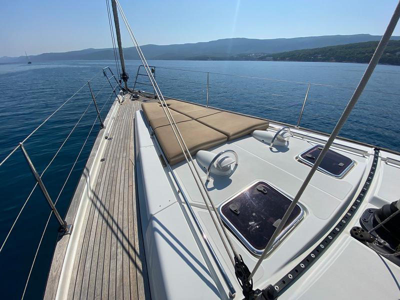 Book yachts online - sailboat - Wauquiez Pilot Saloon 55 - ADIQELL - rent