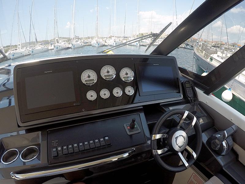 Book yachts online - motorboat - Greenline Neo HT - Skorpionas  - rent