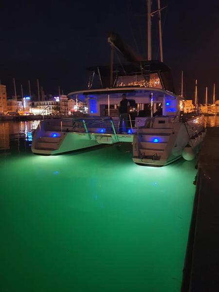 Book yachts online - catamaran - Lagoon 450  Flybridge_2020 - SY_2054 - rent