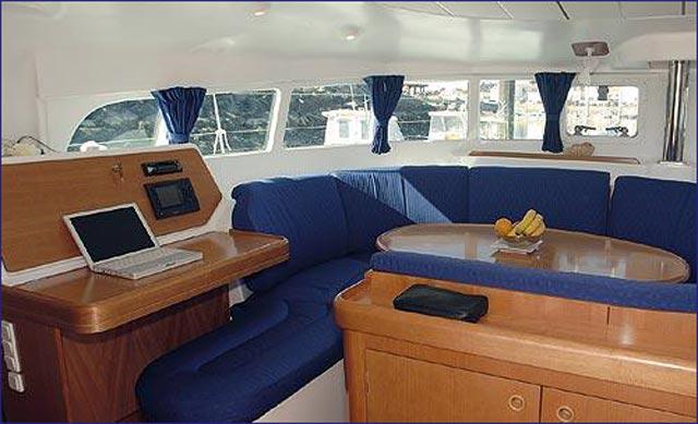 Book yachts online - catamaran - Lagoon 410 - Whisper - rent