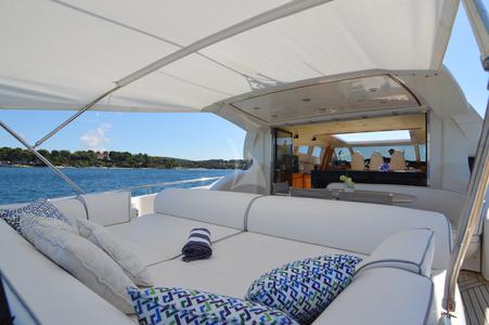 Book yachts online - motorboat - Dalla Pieta 86 - Sea Lady - rent