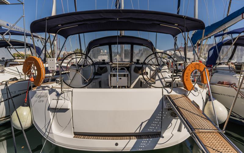 Book yachts online - sailboat - Sun Odyssey 519 - 5 cabs - MARYALIS - rent