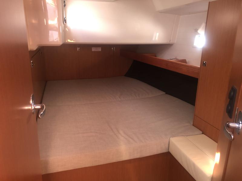 Book yachts online - sailboat - Bavaria Cruiser 46 * - Perda Longa  - rent