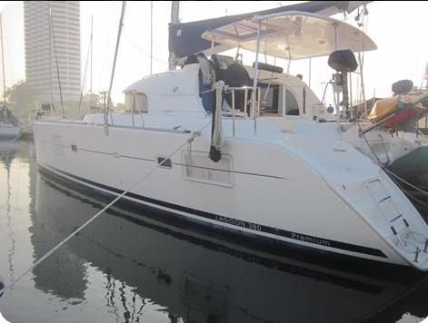 Book yachts online - catamaran - Lagoon 380 - My Shangri-La - rent