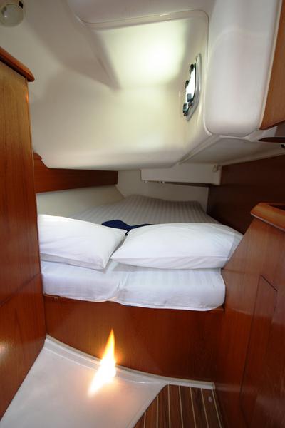 Book yachts online - sailboat - Sun Odyssey 40 - Sandy Ann - rent