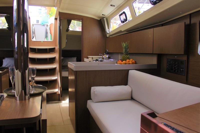 Book yachts online - sailboat - Oceanis 41.1 - Diamanti I - rent