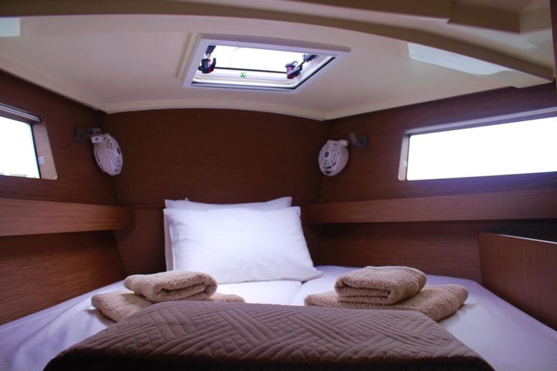 Book yachts online - sailboat - Oceanis 41.1 - Diamanti I - rent