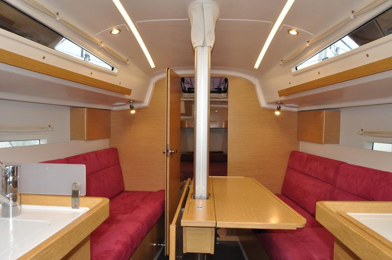 Book yachts online - sailboat - Elan E3 - Rapid'elan - rent