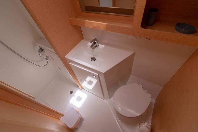 Book yachts online - catamaran - Lagoon 42 - Magan - rent