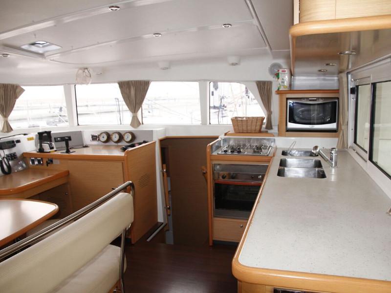 Book yachts online - catamaran - Lagoon 440 - Old dream - rent