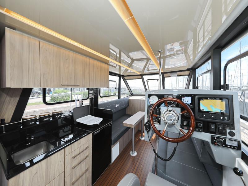 Book yachts online - motorboat - Futura 40 Grand Horizon - VESPUCCI - rent