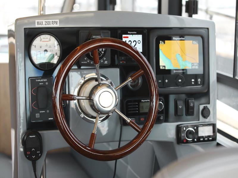 Book yachts online - motorboat - Futura 40 Grand Horizon - X MAGELLAN - rent