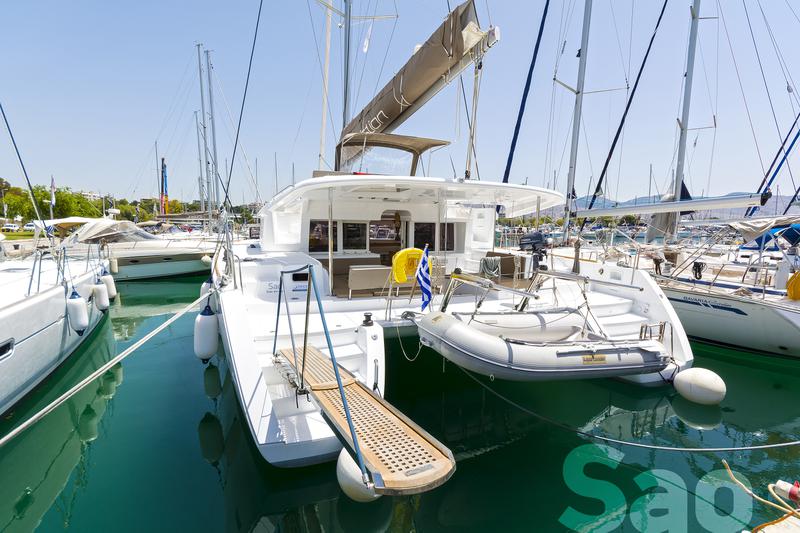 Book yachts online - catamaran - Lagoon 450 Fly A/C &amp; GEN - Sao - rent