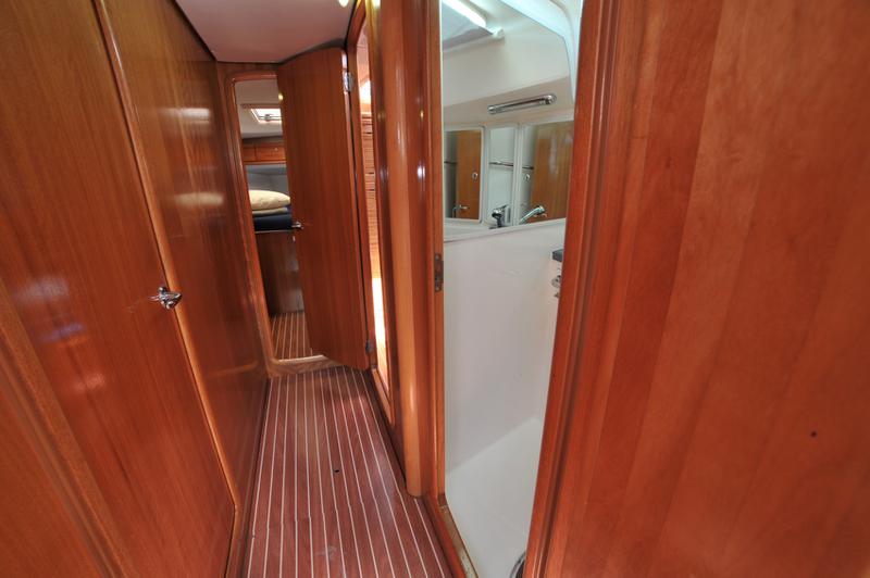 Book yachts online - sailboat - Bavaria 50 Cruiser - Tina - rent