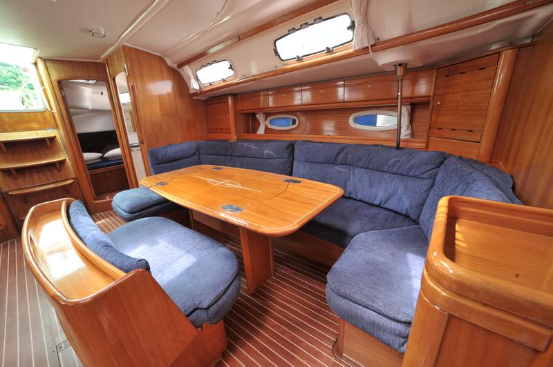 Book yachts online - sailboat - Bavaria 50 Cruiser - Tina - rent