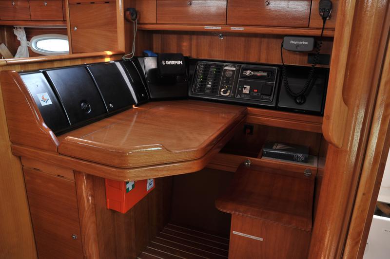 Book yachts online - sailboat - Bavaria 50 Cruiser - Tina - rent