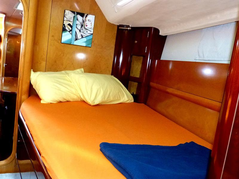 Book yachts online - sailboat - Beneteau 62 - Bogey 1 - skipper included in price - rent