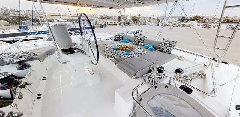 Book yachts online - catamaran - Lagoon 52 LUX (GEN,AC,WATERMAKER) - Princess Bella - rent