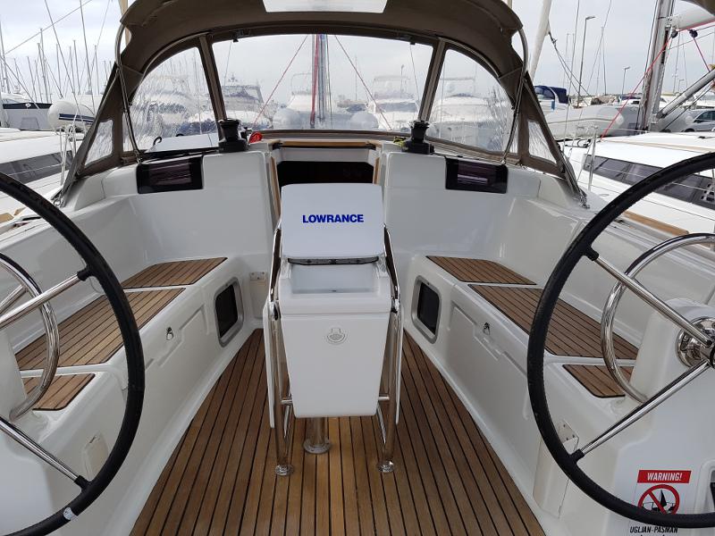 Book yachts online - sailboat - Sun Odyssey 409 - Teo - rent