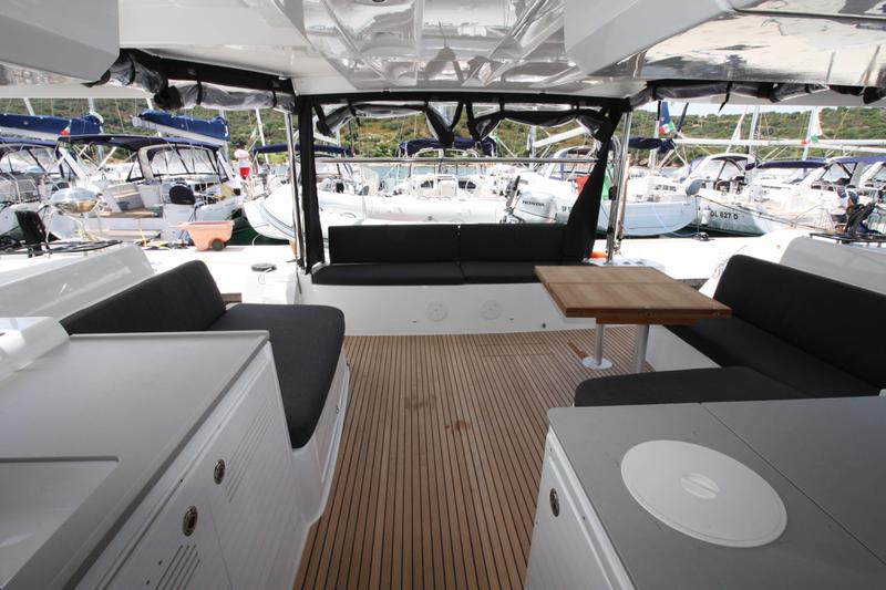 Book yachts online - catamaran - Lagoon 46 - Westerlund (A/C, WM, Generator, Inverter 12/220V) - rent