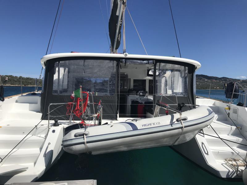 Book yachts online - catamaran - Lagoon 450F - Corona Borealis 11 - rent