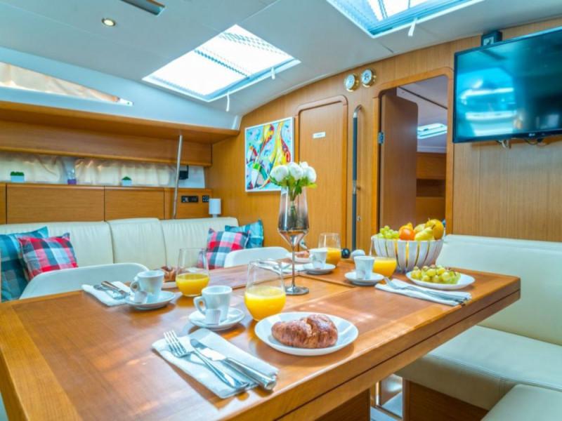 Book yachts online - sailboat - Jeanneau 53sp - Win Win - rent