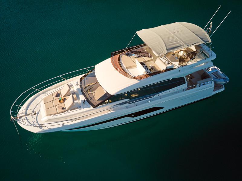 Book yachts online - motorboat - Prestige 520 Fly - Firefly - rent