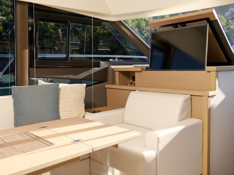 Book yachts online - motorboat - Prestige 520 Fly - Firefly - rent