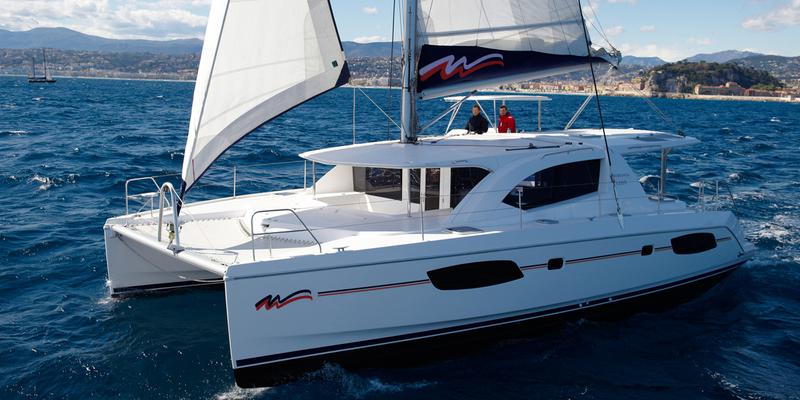 Book yachts online - catamaran - Moorings 4400 - Moorings 4400 (2016) - rent