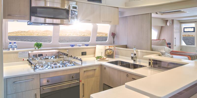 Book yachts online - catamaran - Moorings 5800 - Moorings 5800 (2015) - rent
